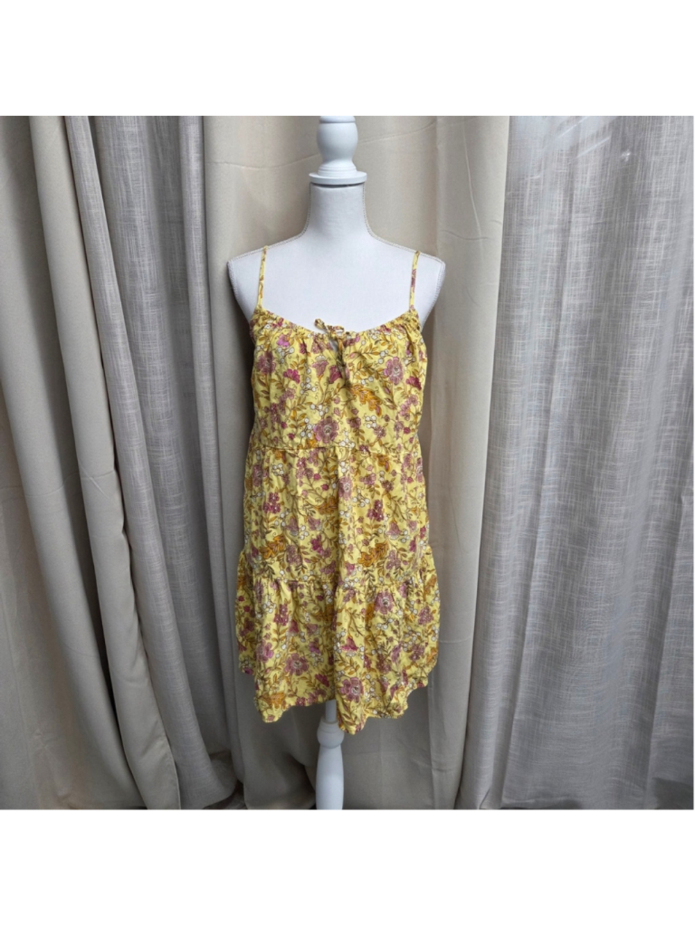 Old Navy Yellow Floral Tiered Mini Cami Swing Dress Womens Size Medium M Summer